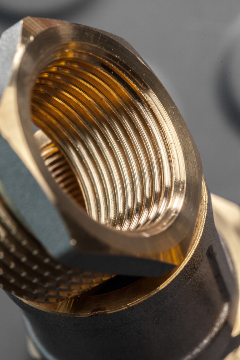 Нарезка резьбы на трубы