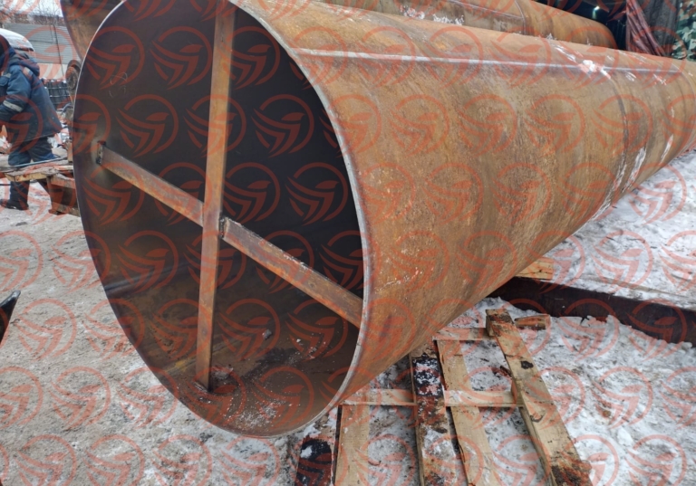 Труба с поперечным швом